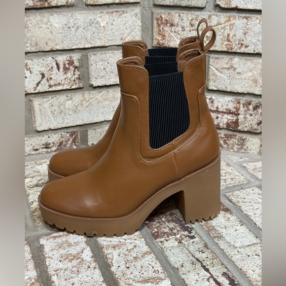 Chinese Landry Tan Faux Leather Ankle Boots Heeled Brand New - Picture 2 of 7